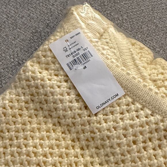 Old Navy Sweet Butter Sleeveless Open-Stitch Peplum Sweater - Picture 10 of 10